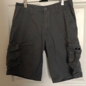 Oakley Men’s Cargo Shorts Gray Size 32